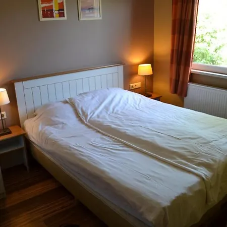 Bungalow 10 Personen Resort 's-Gravenzande