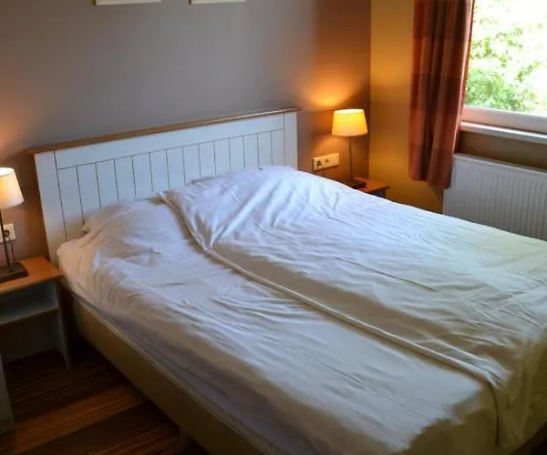 Bungalow 10 Personen Resort s-Gravenzande